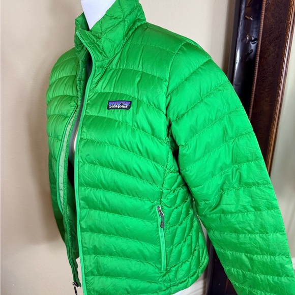 Patagonia Downfilled Women's Vibrant Green Puffer Coat size small - Picture 5 of 9